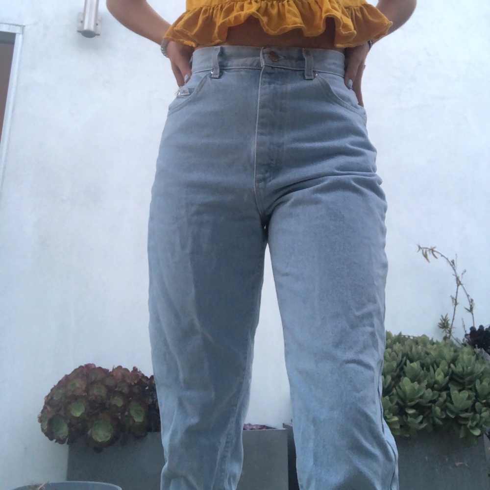 Light wash Vintage Lee Mom jeans